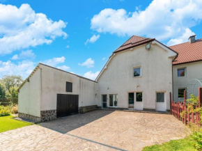 Spacious holiday home with garden Elsenborn